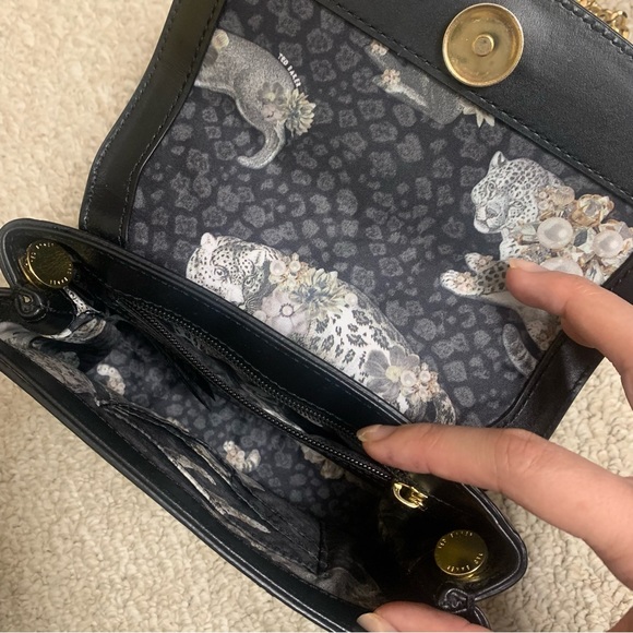 Ted Baker - Black Crossbody with Gold Chain and Gold Bow - Picture 7 of 8